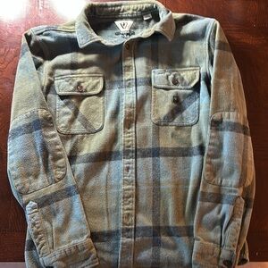 Men’s Vissla flannel shirt
